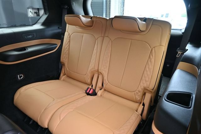 Used 2025 Jeep Grand Cherokee L Summit AWD/4WD image 11