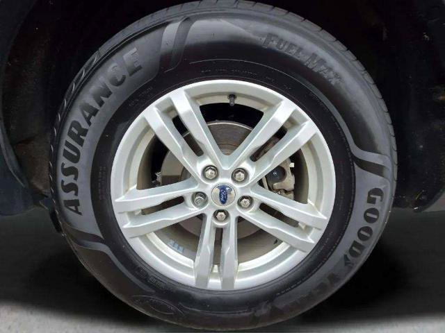 Certified 2024 Ford Explorer XLT w/ Equipment Group 202A AWD/4WD image 31