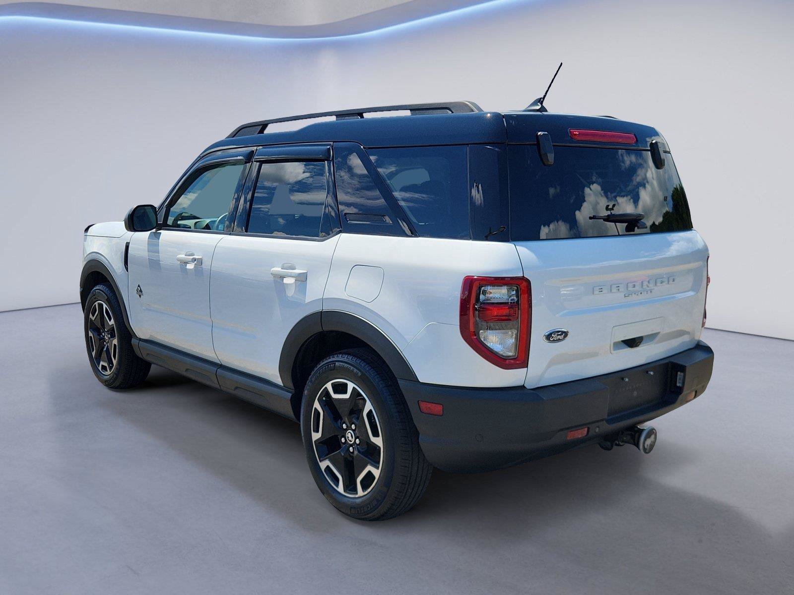 Certified 2021 Ford Bronco Sport Outer Banks AWD/4WD image 5