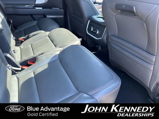 Certified 2025 Ford Expedition Active AWD/4WD image 45