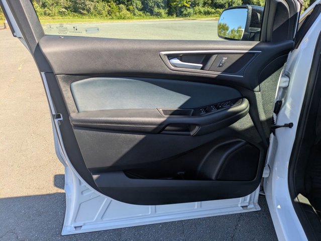 Certified 2022 Ford Edge SEL w/ Sport Appearance Package image 12