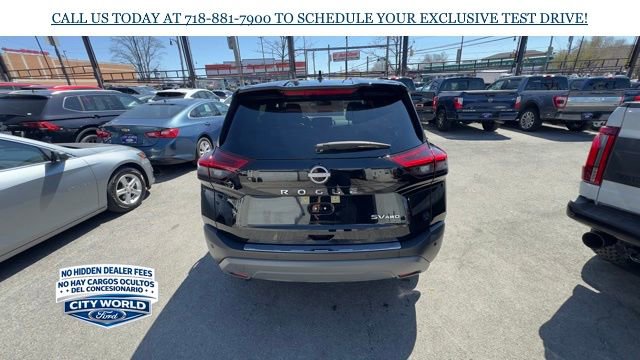 Used 2023 Nissan Rogue SV AWD/4WD image 3