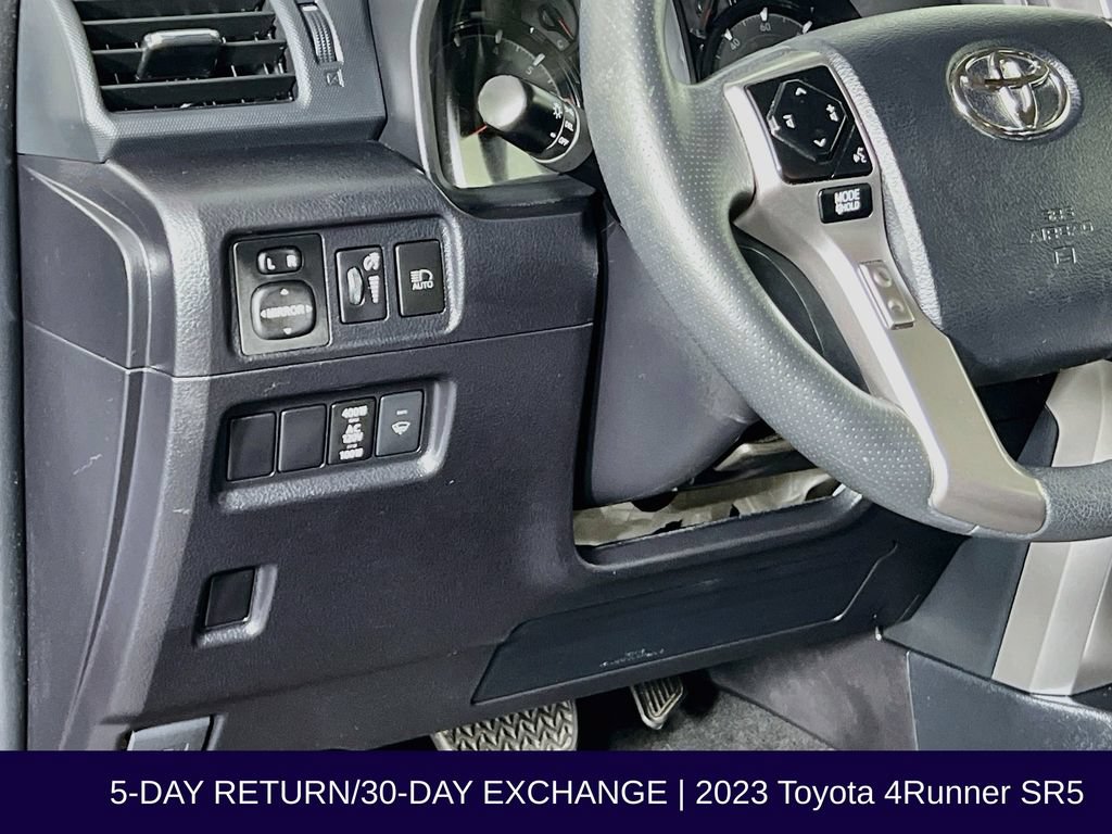 Used 2023 Toyota 4Runner SR5 AWD/4WD image 12