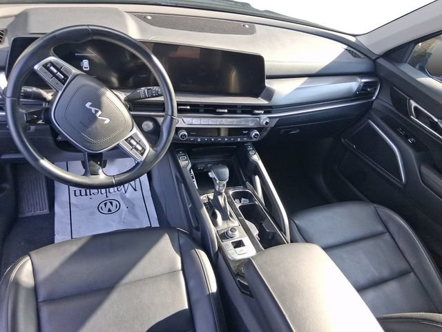 Used 2025 Kia Telluride S AWD/4WD image 12