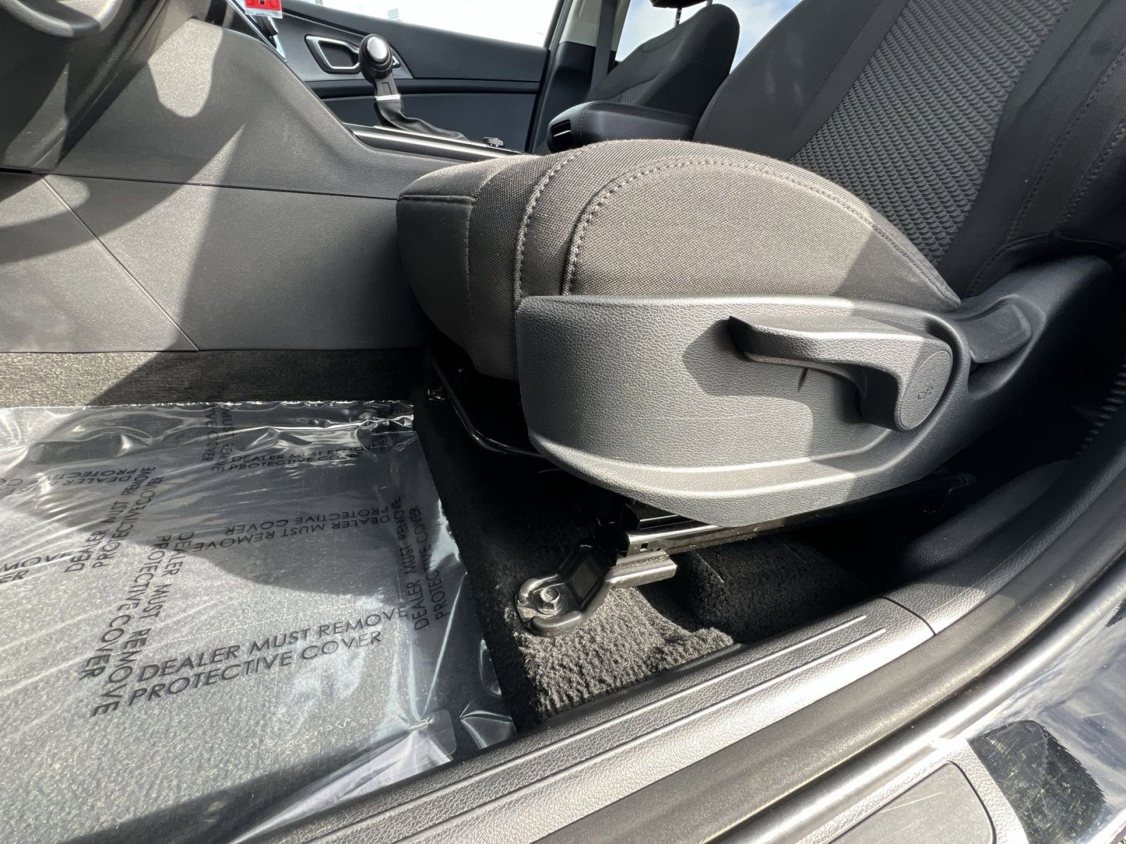 Used 2024 Kia Sportage LX image 14