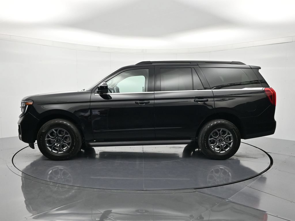 Certified 2025 Ford Expedition Active AWD/4WD image 8