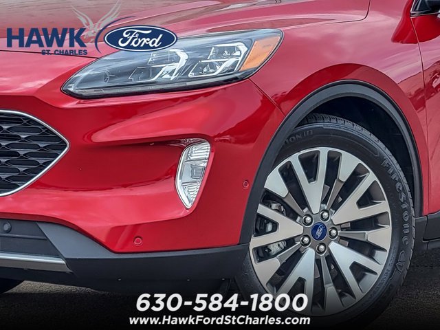 Certified 2020 Ford Escape Titanium AWD/4WD image 3