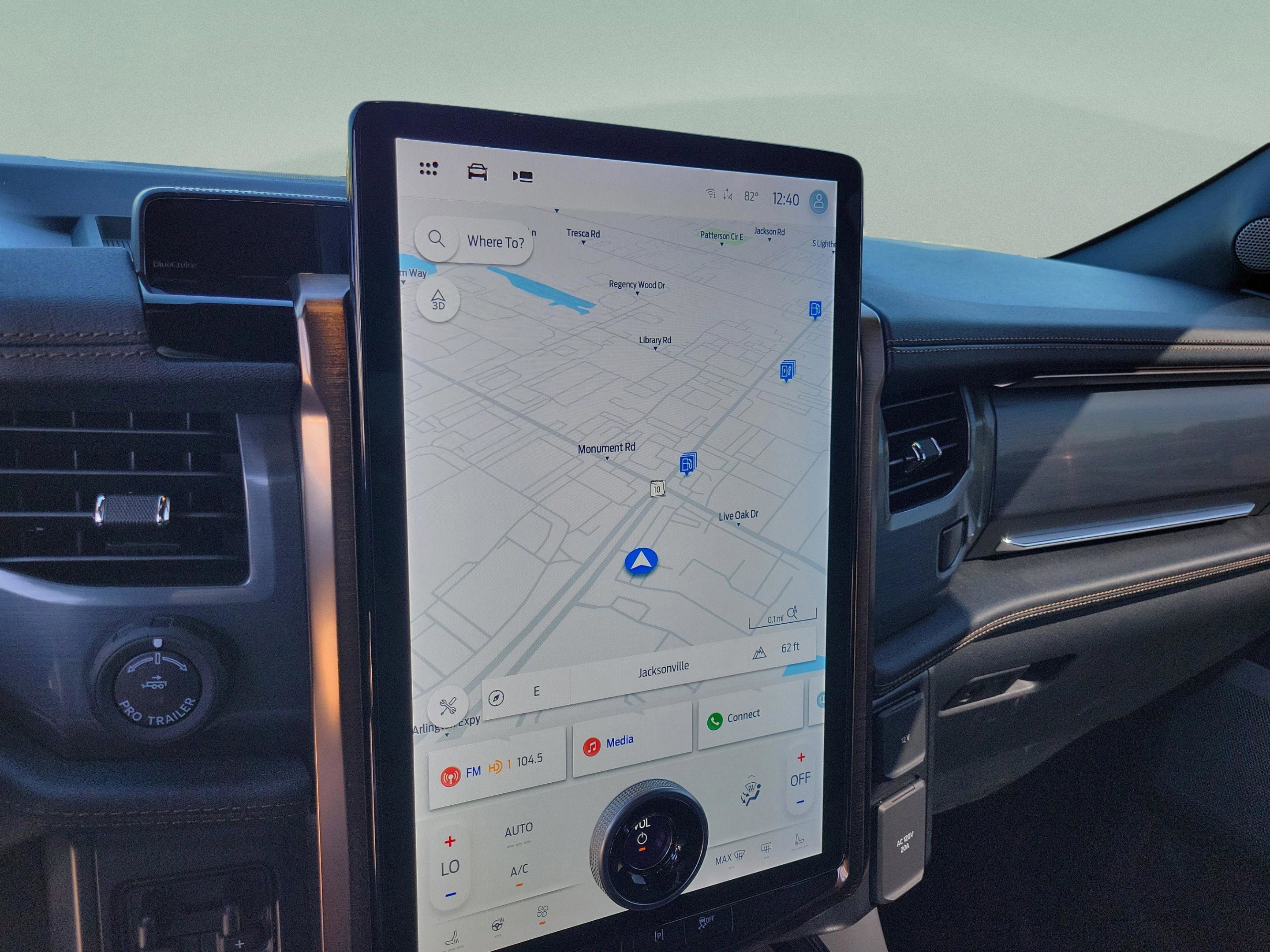 Certified 2022 Ford F150 Lightning Lariat w/ Equipment Group 511A High image 16