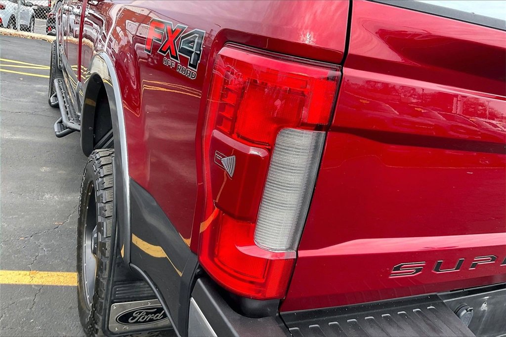 Certified 2017 Ford F250 Lariat w/ Lariat Ultimate Package image 29