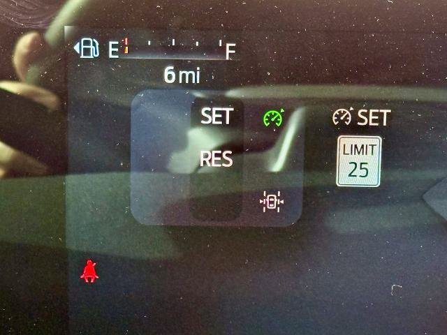 Certified 2025 Ford Expedition Active AWD/4WD image 28
