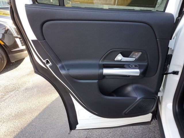 Used 2023 Mercedes-Benz GLA 250 4MATIC image 12