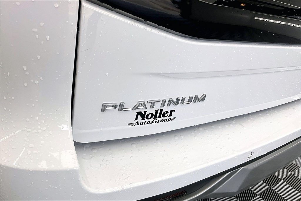 Certified 2025 Ford Expedition Max Platinum AWD/4WD image 8