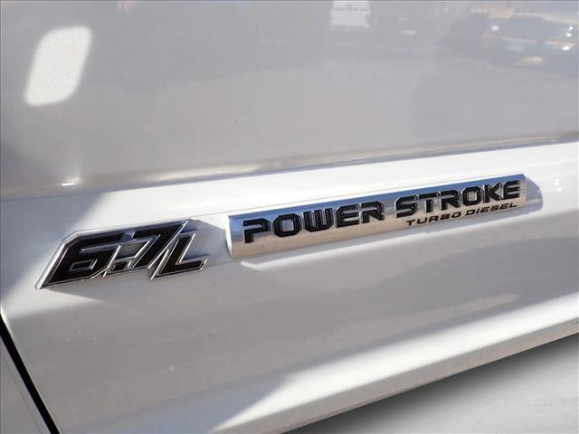 Certified 2022 Ford F350 Platinum w/ FX4 Off-Road Package image 7