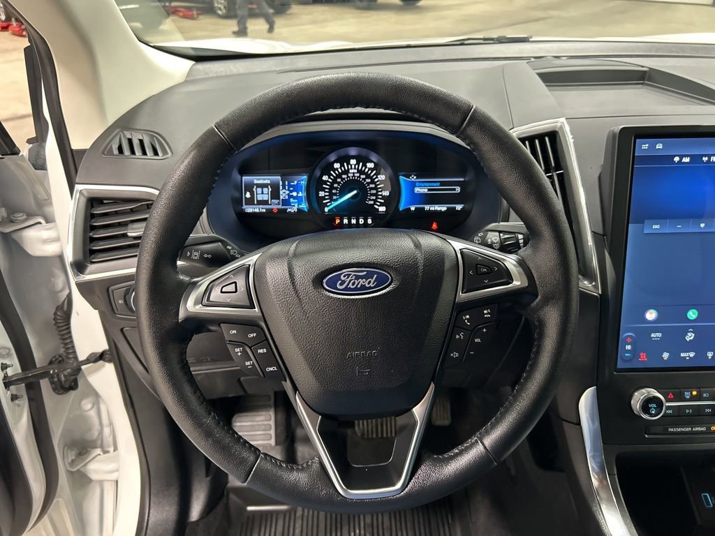 Certified 2022 Ford Edge Titanium image 17