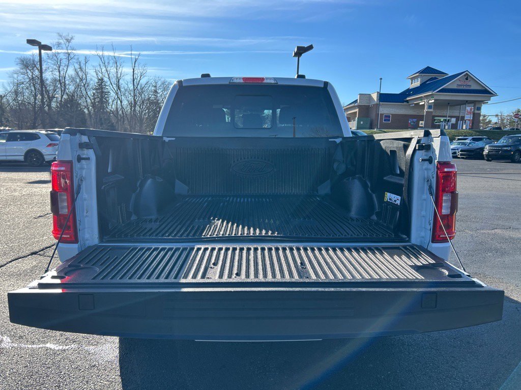 Certified 2022 Ford F150 XLT w/ Equipment Group 302A High image 13