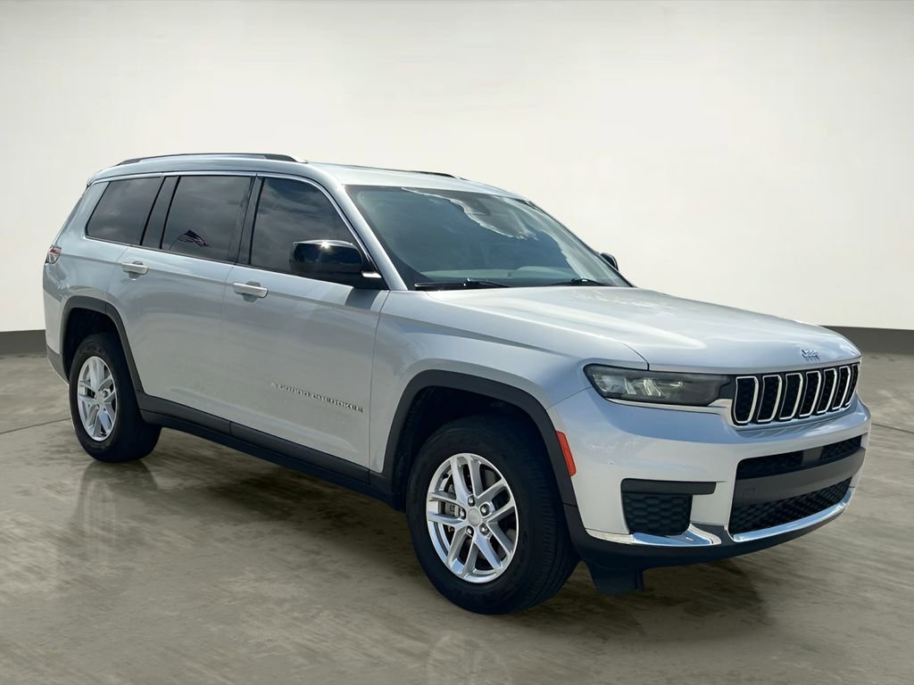Used 2021 Jeep Grand Cherokee L Laredo w/ Luxury Tech Group I RWD image 9