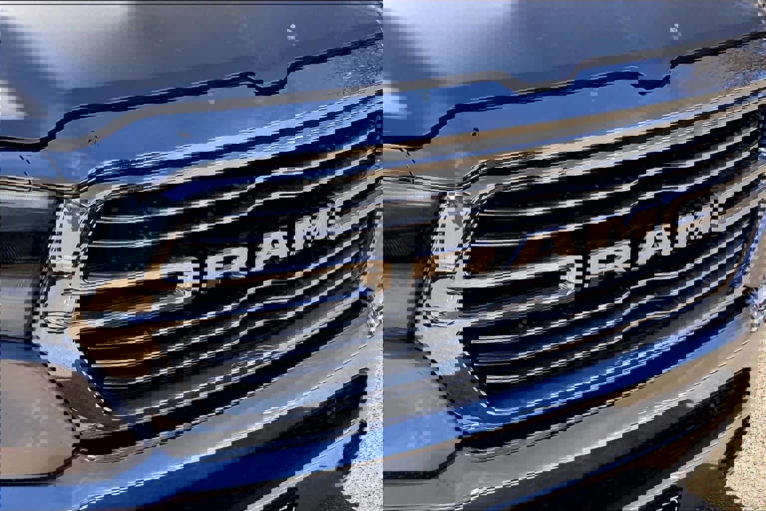 Used 2023 RAM 1500 Laramie image 30