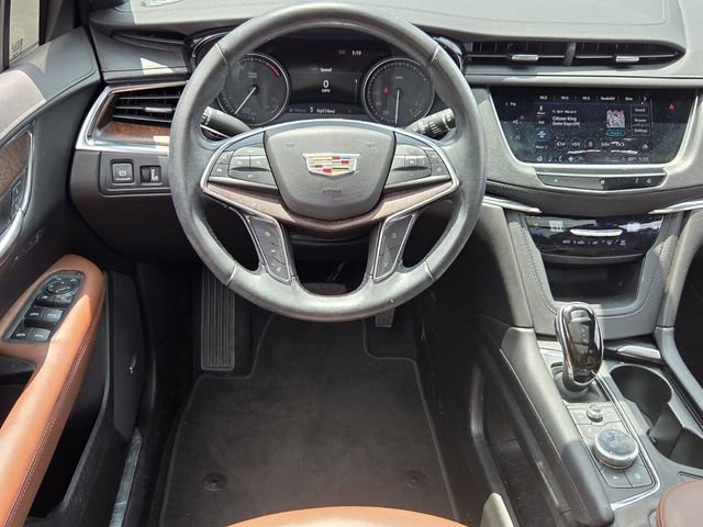 Used 2021 Cadillac XT5 Premium Luxury FWD image 11