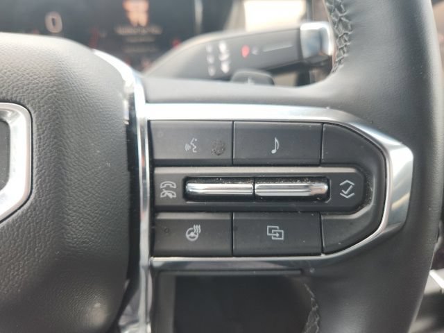 Used 2025 GMC Terrain Elevation AWD/4WD image 29
