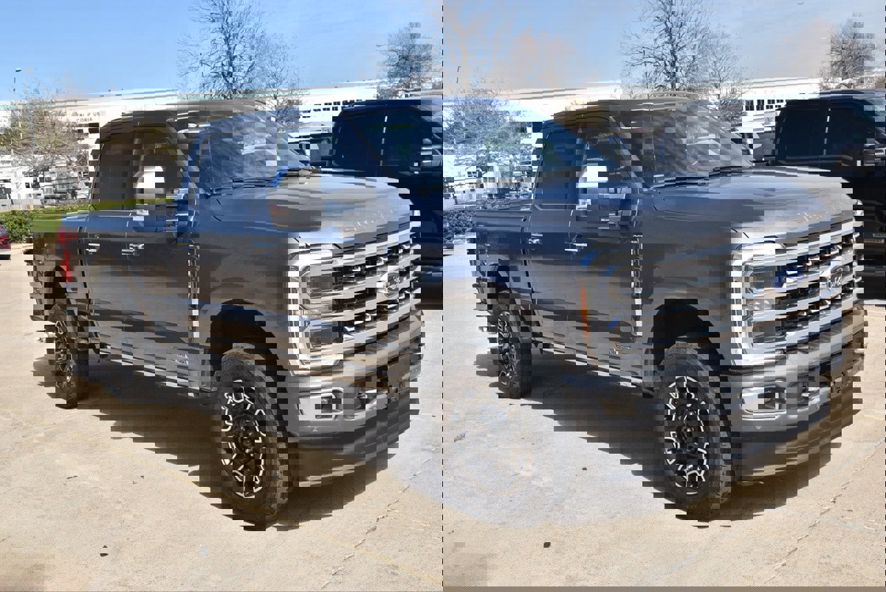 Certified 2024 Ford F250 Platinum w/ FX4 Off-Road Package image 7