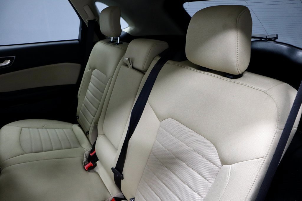 Certified 2022 Ford Edge SE image 22