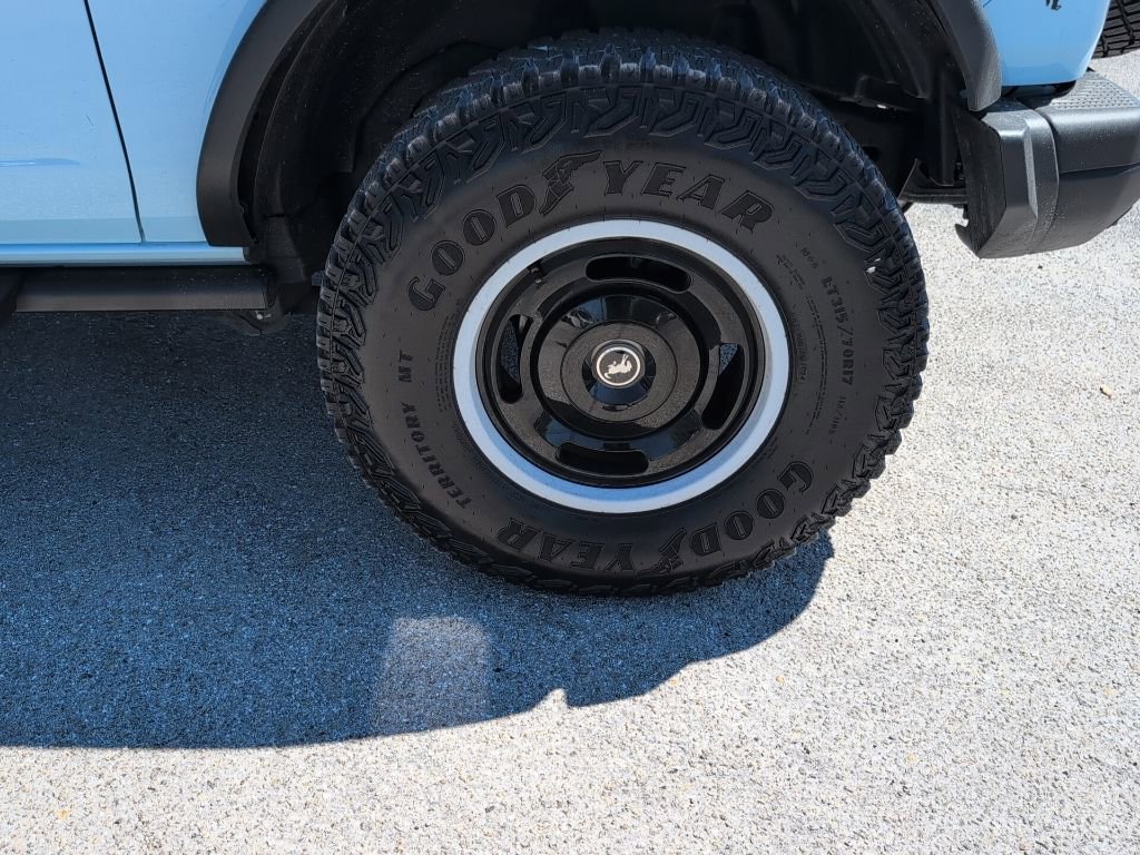 Certified 2024 Ford Bronco Heritage Edition AWD/4WD image 14