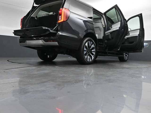Certified 2025 Ford Expedition Platinum w/ Driver's Package AWD/4WD image 51