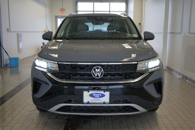 Used 2022 Volkswagen Taos SE image 16