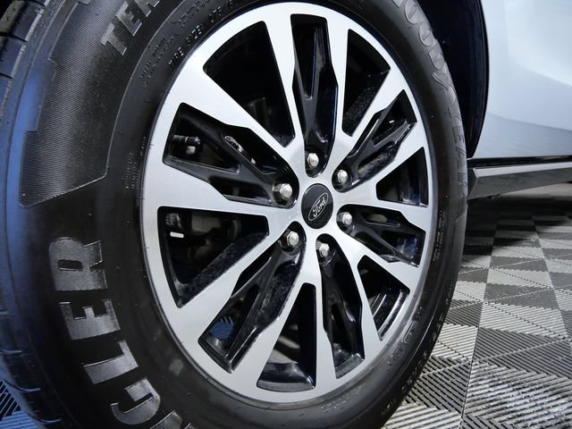 Certified 2025 Ford Expedition Platinum AWD/4WD image 9