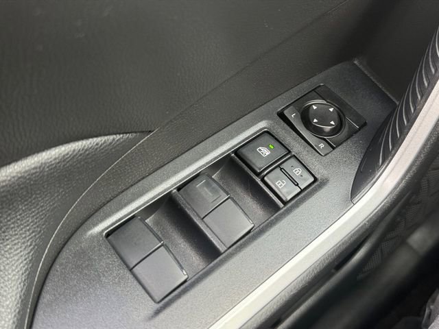Used 2021 Toyota RAV4 SE w/ Weather & Moonroof Package AWD/4WD image 26
