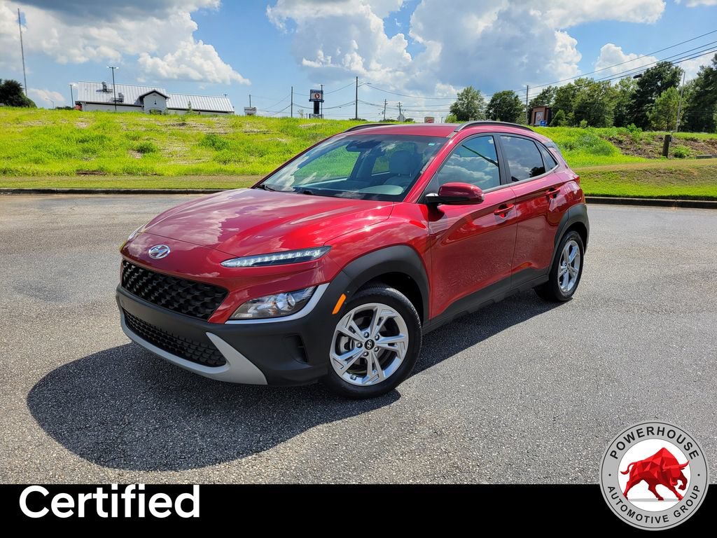 Used 2023 Hyundai Kona SEL w/ Cargo Package FWD image 2