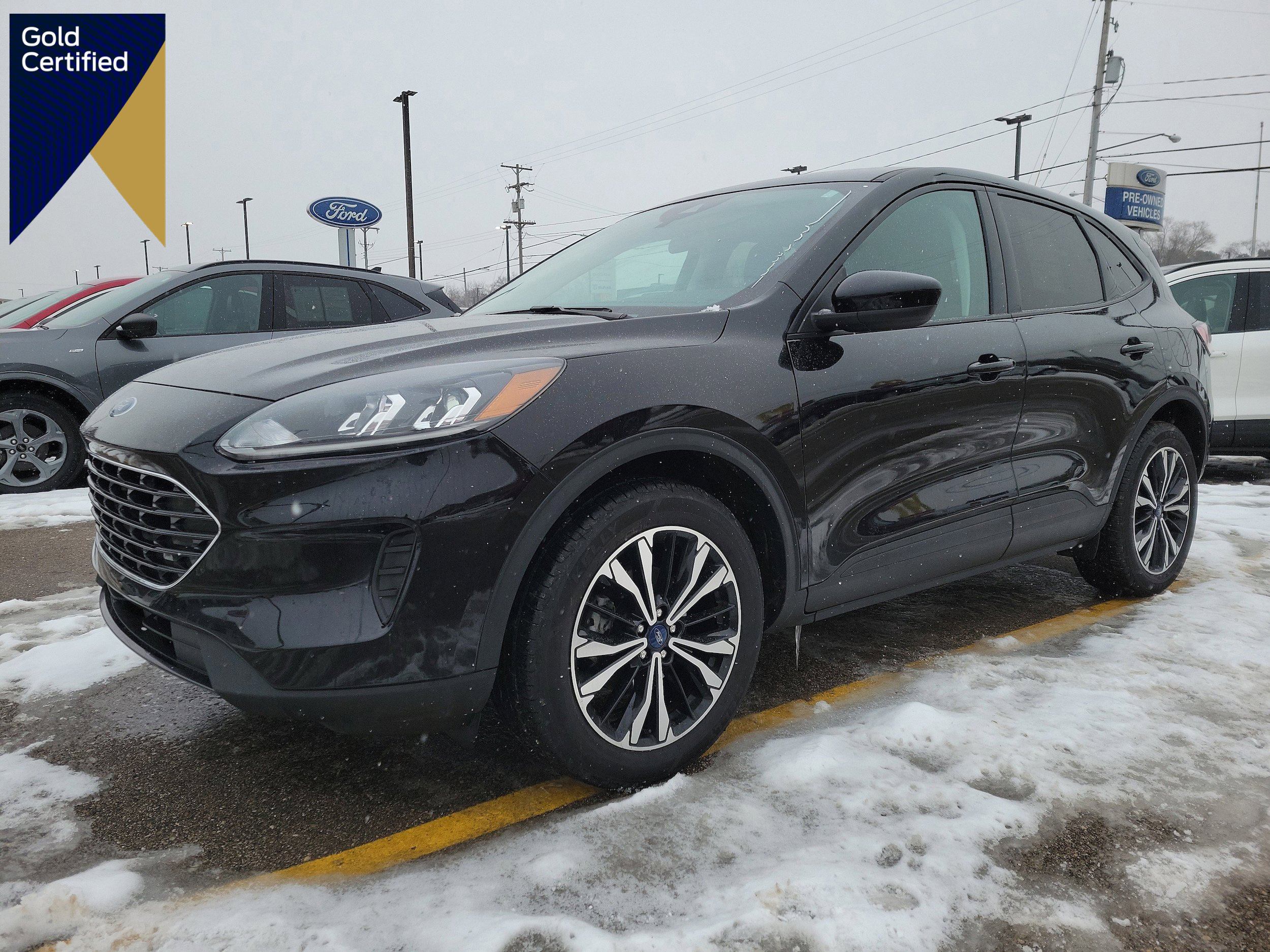 Certified 2022 Ford Escape SE w/ SE Sport Appearance Package image 1