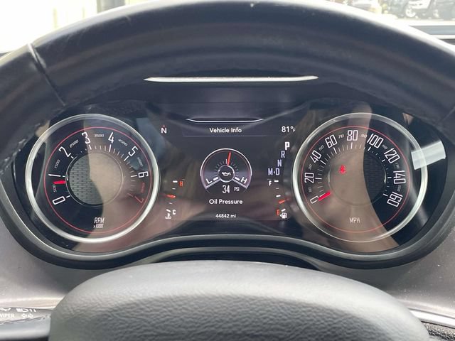 Used 2020 Dodge Challenger SXT RWD image 16