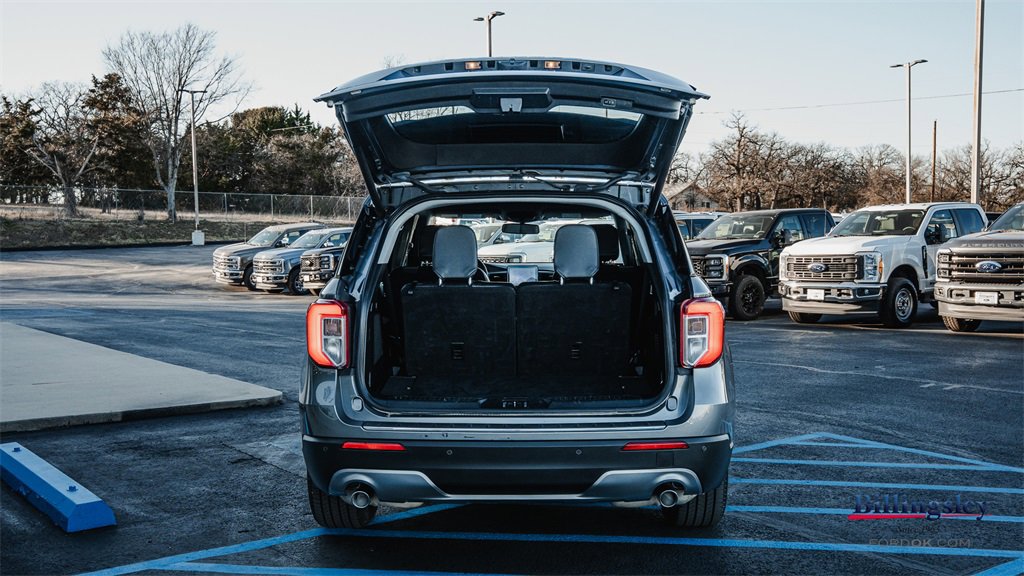 Certified 2021 Ford Explorer Limited w/ Equipment Group 301A image 10