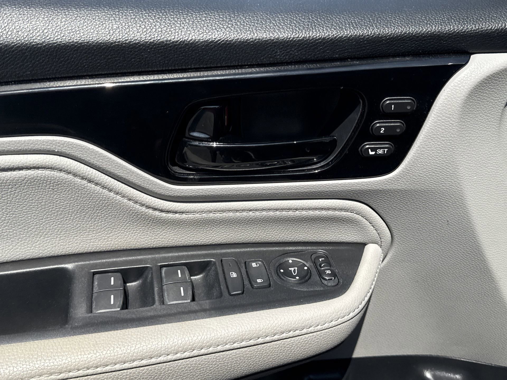 Used 2023 Honda Odyssey Touring image 22