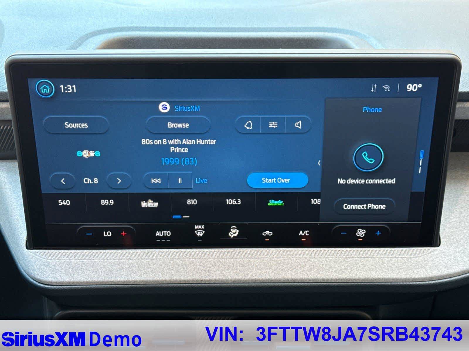 Certified 2025 Ford Maverick XLT w/ Equipment Group 302A AWD/4WD image 27