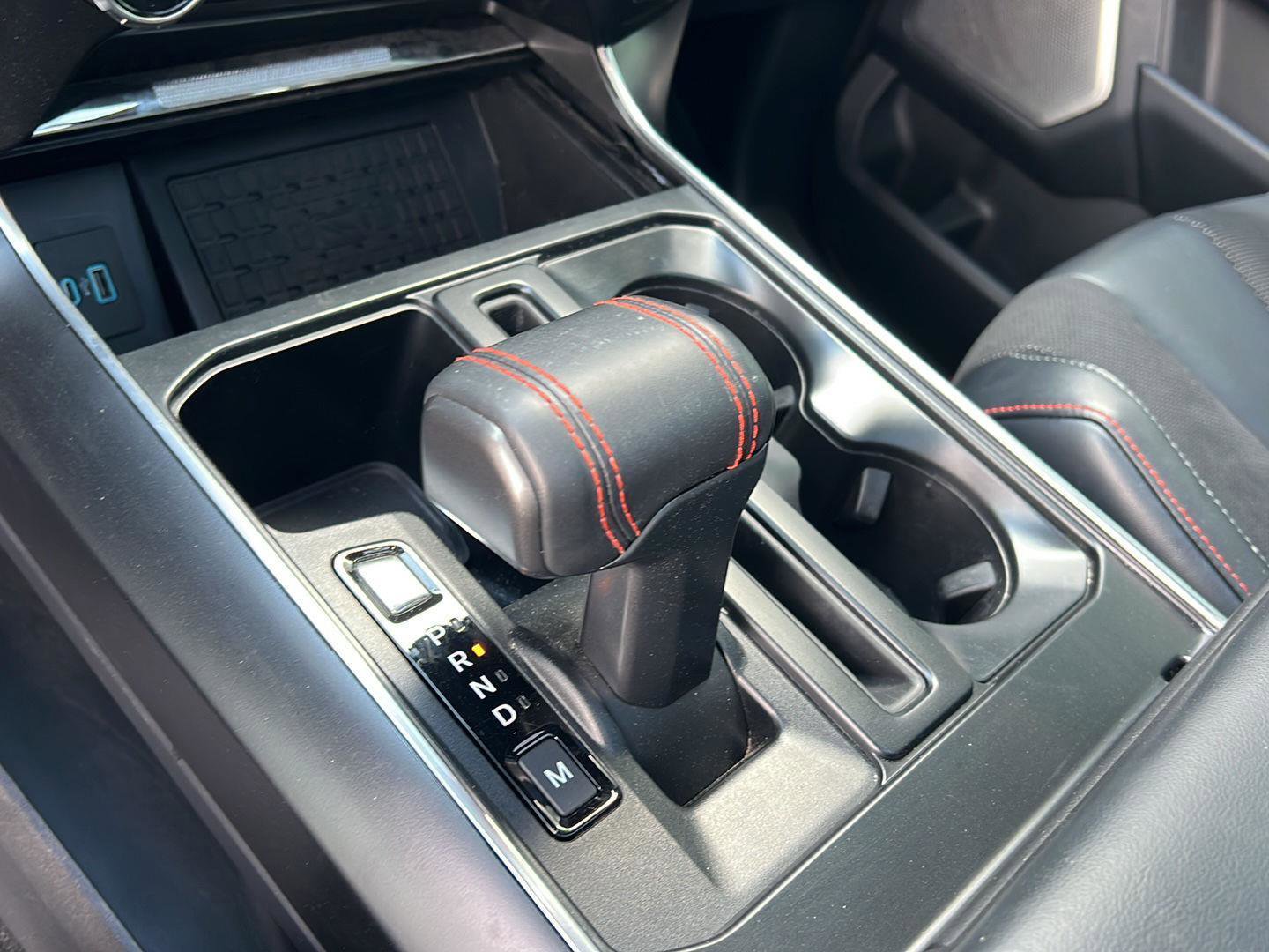 Certified 2024 Ford F150 Raptor image 31