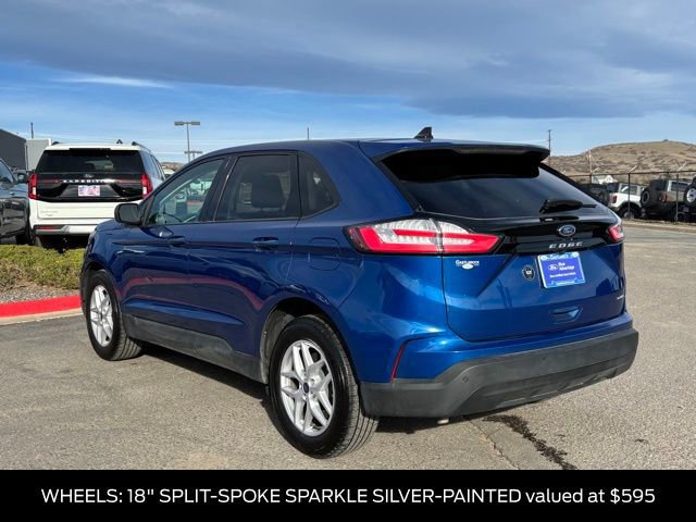Certified 2021 Ford Edge SE image 3