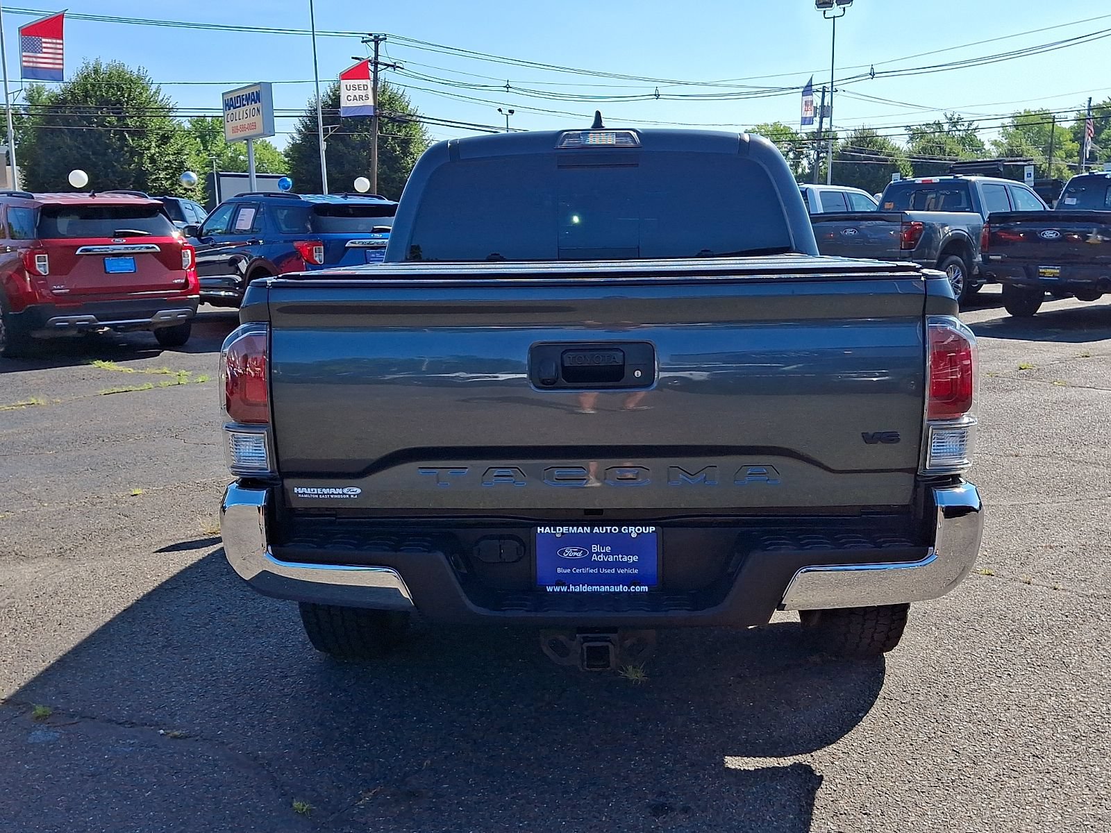 Used 2022 Toyota Tacoma TRD Off-Road AWD/4WD image 6