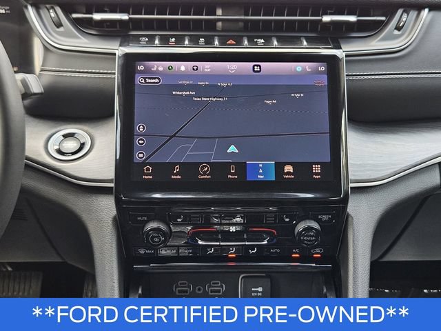 Used 2023 Jeep Grand Cherokee Limited AWD/4WD image 25