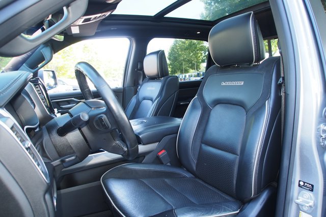 Used 2021 RAM 1500 Laramie w/ Sport Appearance Package AWD/4WD image 17