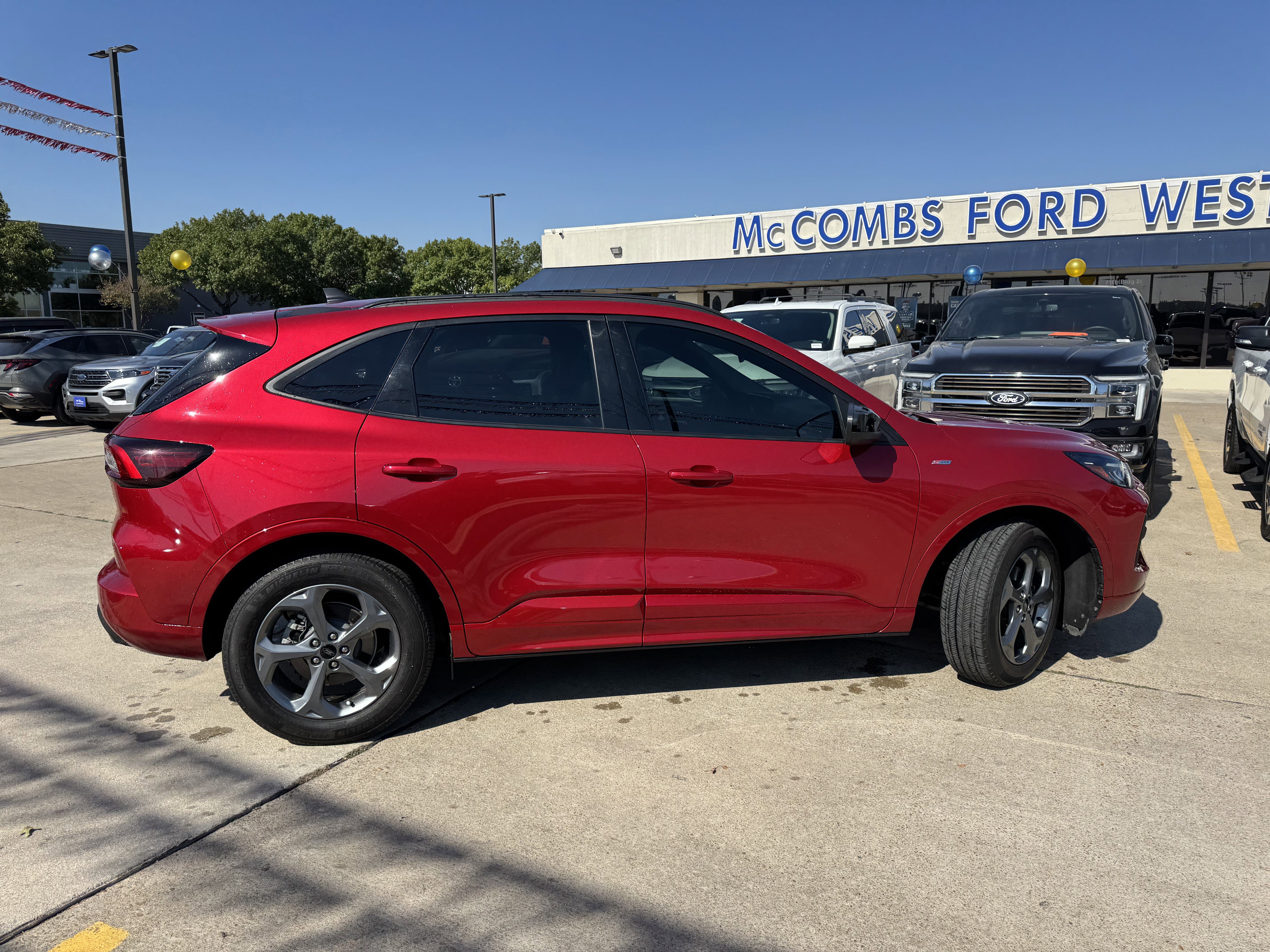 Certified 2024 Ford Escape ST-Line w/ Tech Pack #1 image 3