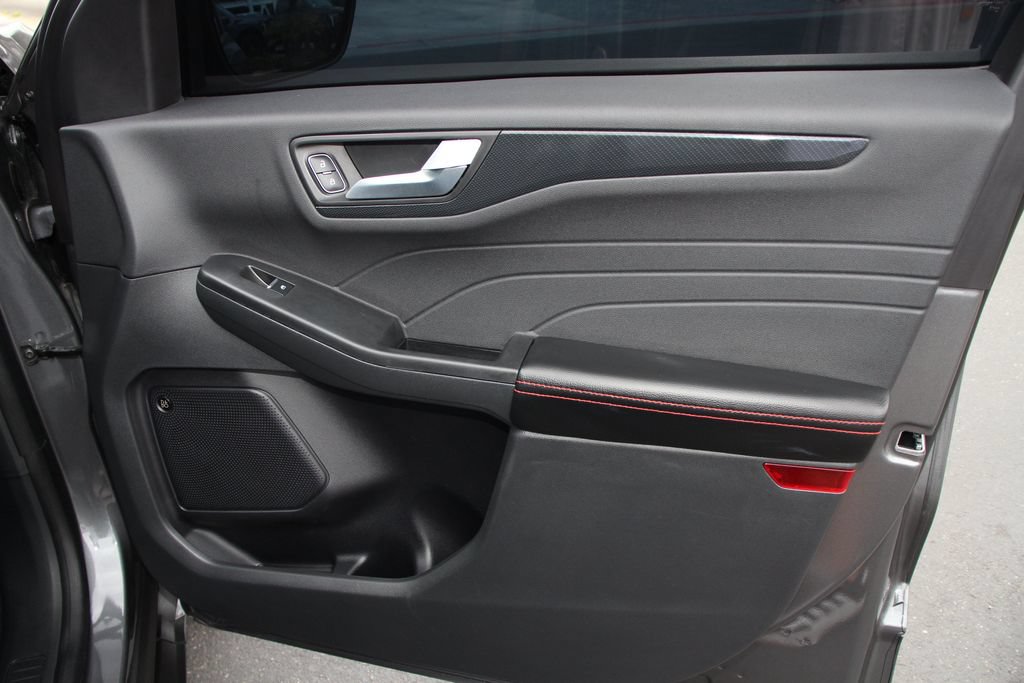 Certified 2023 Ford Escape ST-Line Elite w/ Premium Technology Package AWD/4WD image 27