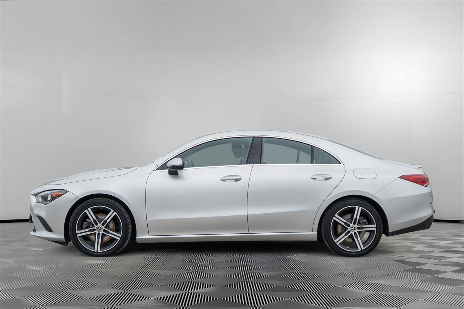 Used 2021 Mercedes-Benz CLA 250 4MATIC image 7
