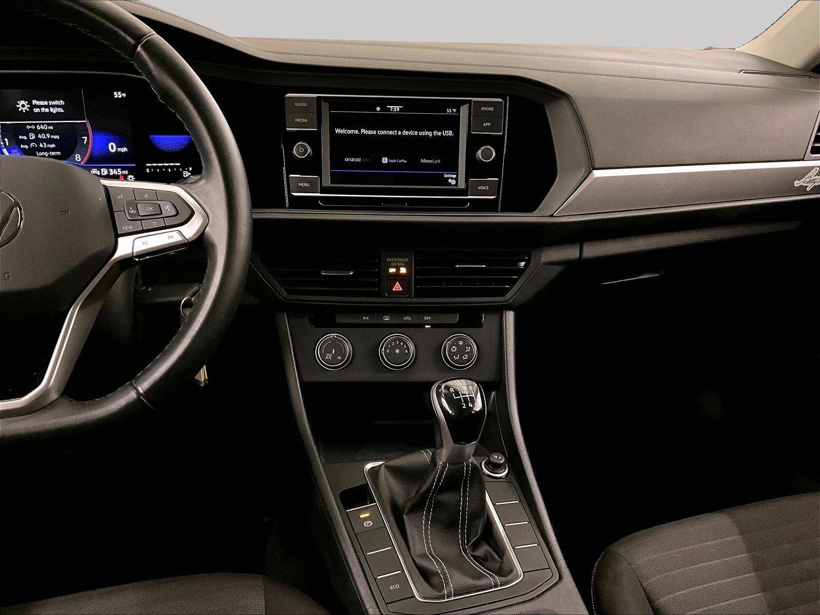Used 2022 Volkswagen Jetta S FWD image 6