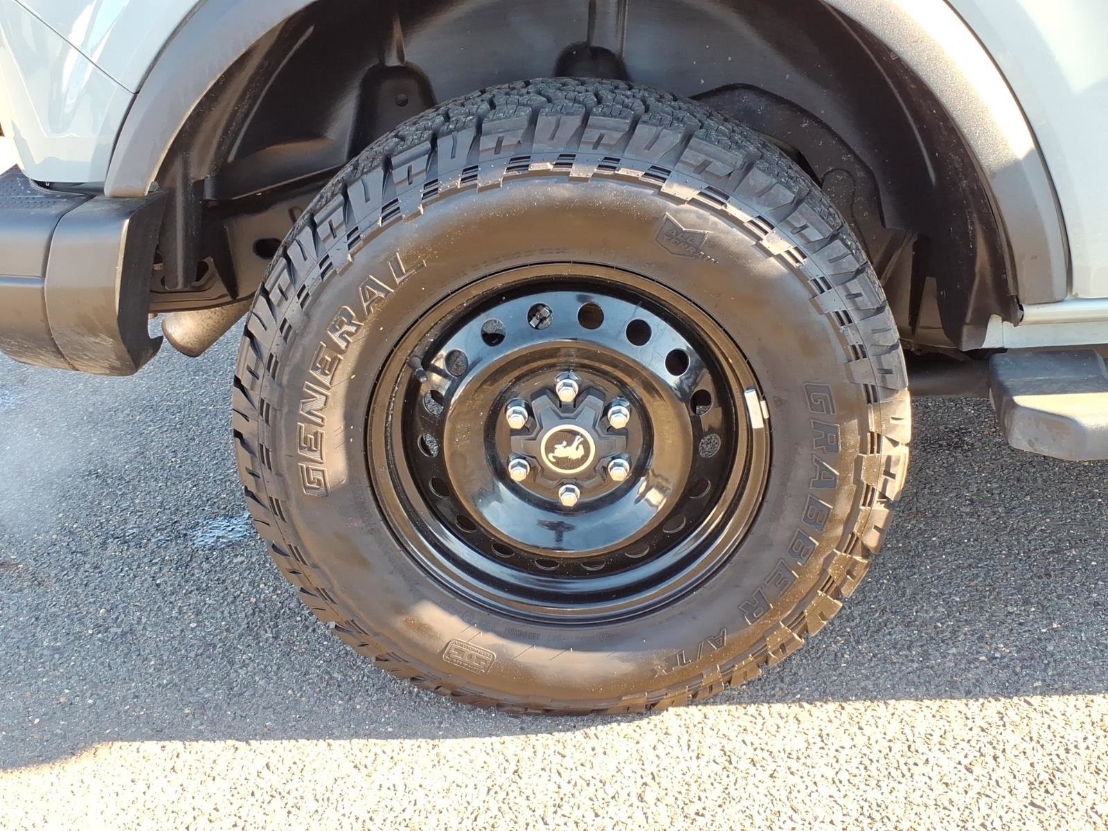 Certified 2023 Ford Bronco Black Diamond image 8