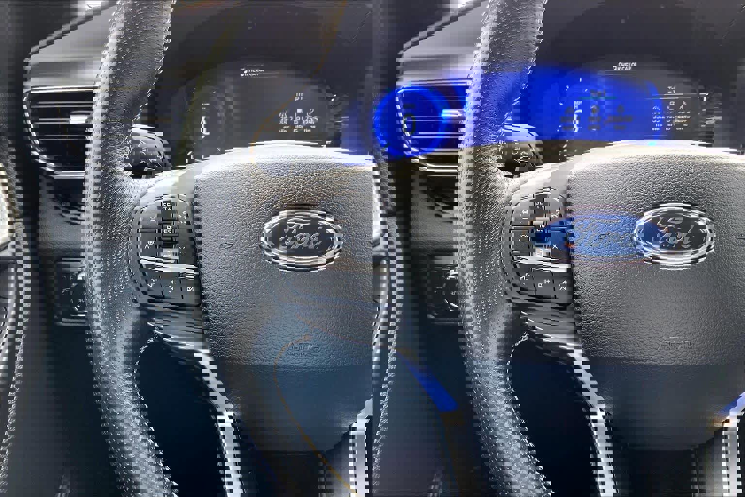 Certified 2020 Ford Explorer ST w/ Premium Technology Package image 23