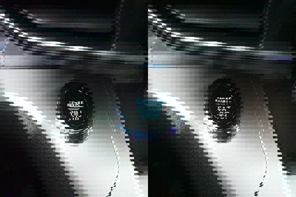 Certified 2023 Ford Explorer XLT w/ Equipment Group 202A image 21