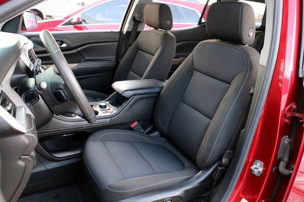 Used 2022 GMC Acadia SLE w/ Driver Convenience Package image 18