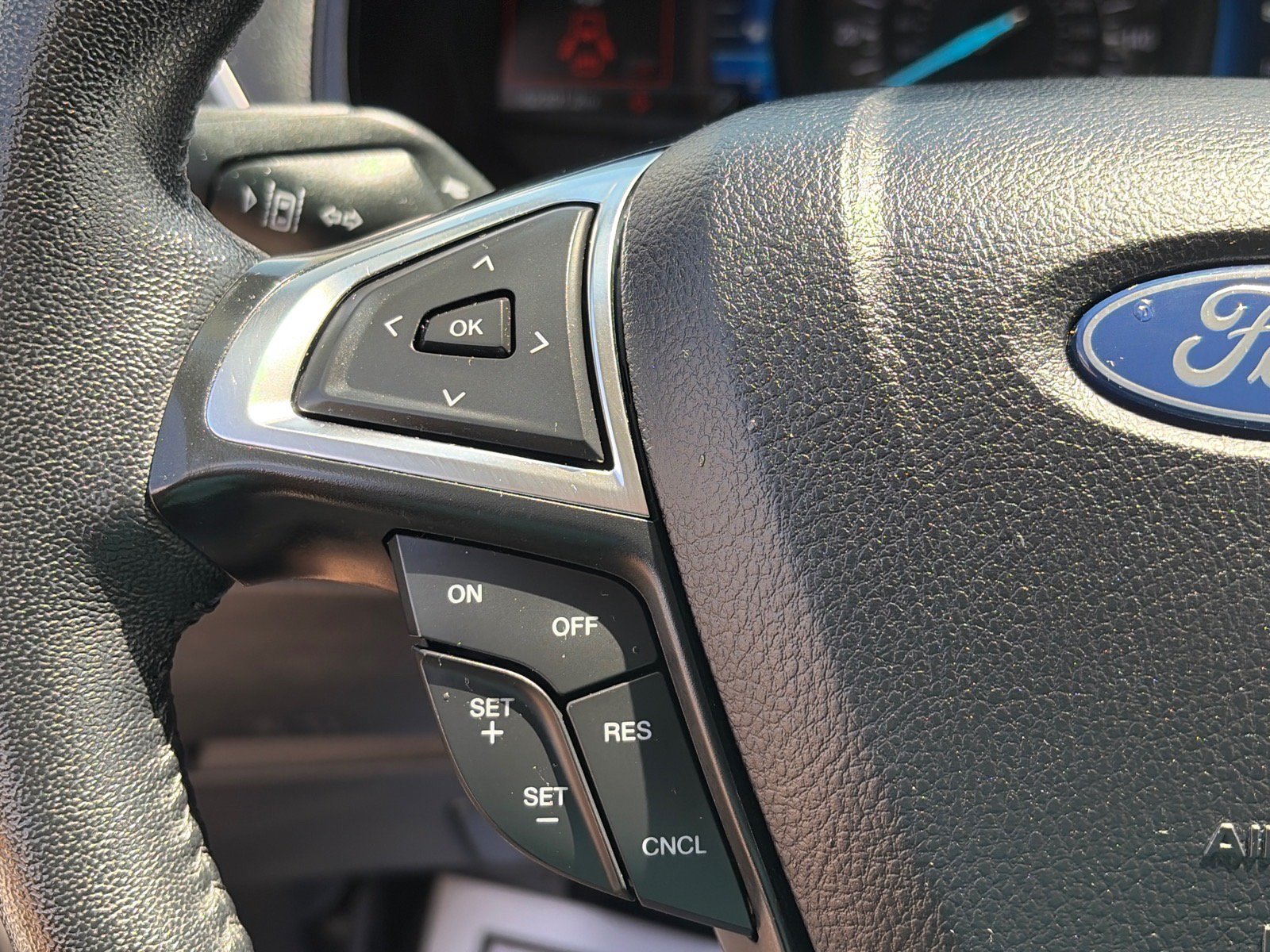 Certified 2024 Ford Edge SEL AWD/4WD image 16